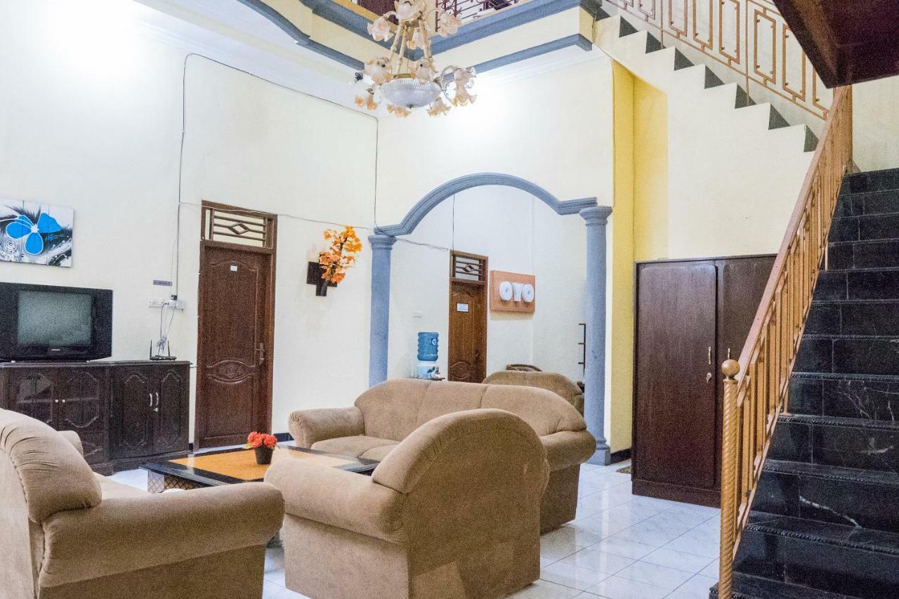 Hotel Oyo 643 Al Thalib 8 Syariah 2*