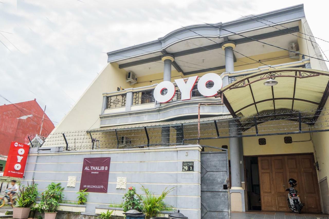 Oyo 643 Al Thalib 8 Syariah Hotel 2*