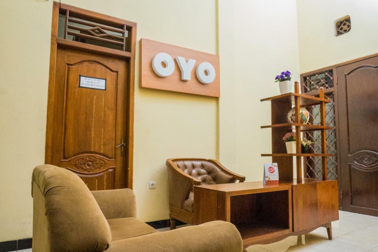 Oyo 643 Al Thalib 8 Syariah